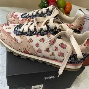 Coach G3613 Floral Sneakers Size 7B
